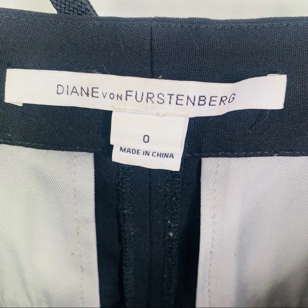 DIANE von FURSTENBERG Black Straight Trouser Pants Size 0 - Picture 10 of 13
